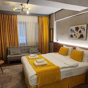 3* Hotel Aleksandr Pera
